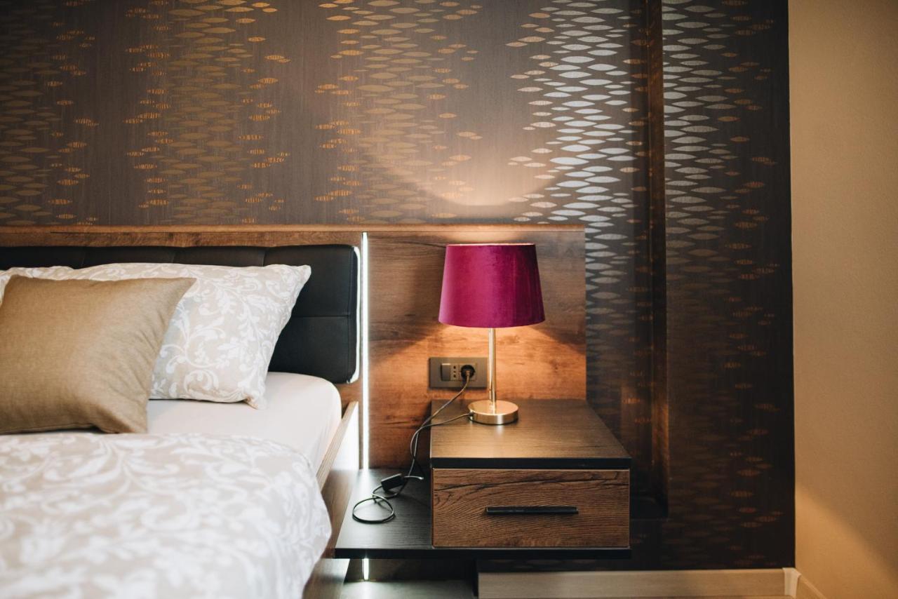 Stay In The Very Heart Of Porec - 50M To The Beach Exterior foto